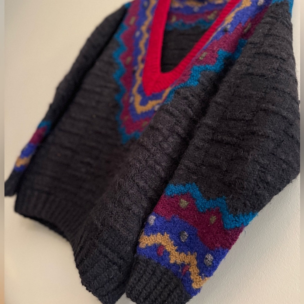 Rare Vintage 90’s Jackie Chaulkey Scandinavian Colorful V-Neck Sweater Medium - Picture 3 of 6